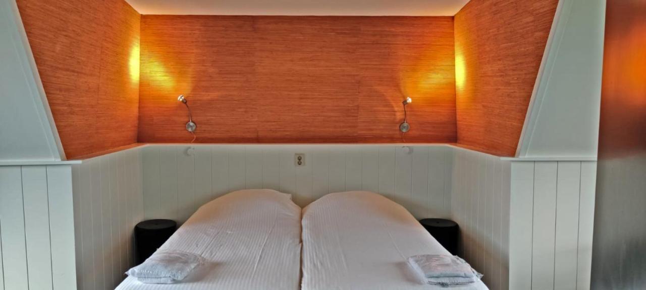Hotelhuisje #a * Warmenhuizen